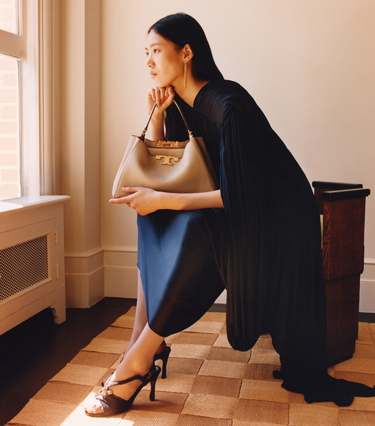 TORY BURCH MOLDOVAコート Mサイズ TORY BURCH MOLDOVAコート Mサイズ